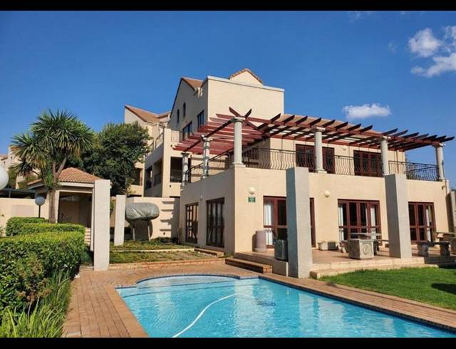 1 BEDROOM APARTMENT FOR SALE IN PAULSHOF